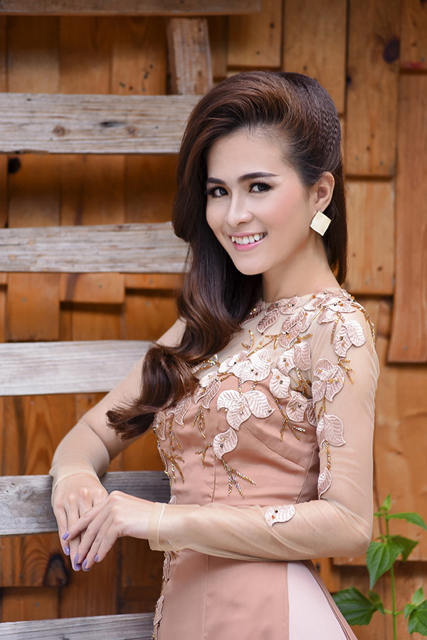 Người[-]mẫu[-]DVĐA[-]Thùy[-]Trang[-]Đẹp[-]đẹp[-]hút[-]hồn[-]với[-]bộ[-]ảnh[-]mới[-]